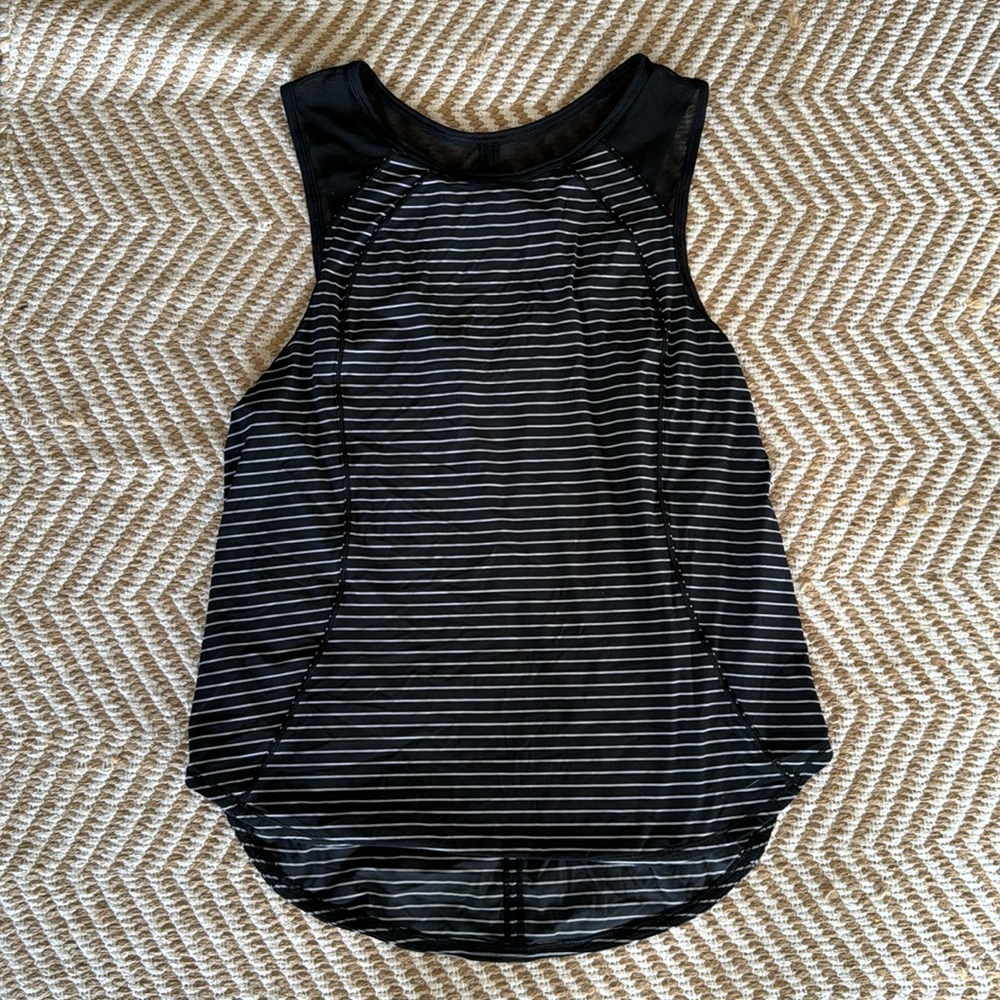 Lululemon sculpt tank keyhole back